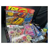 2 race car sets