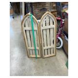 2 wood decor pcs