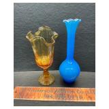 2 vases