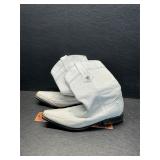 Boots size 81/2