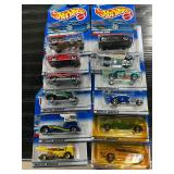 12 Hot Wheels