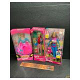 3 Barbies
