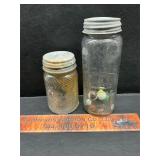 2 vintage jars