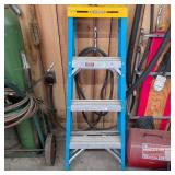 4 ft ladder
