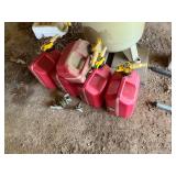 5 gas cans