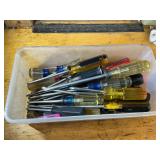 Screw drivers