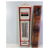 Vintage plastic simplicity thermometer