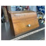 Breadbox