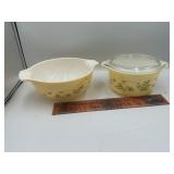 Pyrex bowls