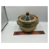 Sea grove pottery bean pot