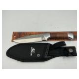 Mossy oak skinning knife