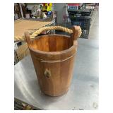 Wooden bucket