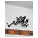 Portable vise
