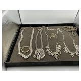 Assorted jewelry