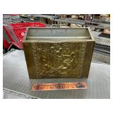 Metal magazine rack