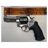 Smith & Wesson 610-3 10MM