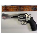 Smith & Wesson m648-2 22 mag 8 shot revolver