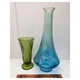 2 vases