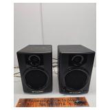 M-Audio powered speakers working