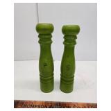 Wood salt and pepper