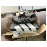 Addis shoes size 71/2