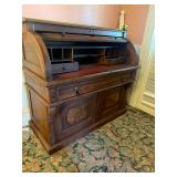 1800ï¿½s Victorian walnut & burl cylinder roll-top