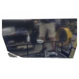Tochiba 43 smart TV with remote and feet works
