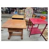 Rocker with 2 side tables and a youth desk