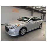 2012 Hyundai SONATA Hybrid