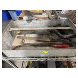 Metal Tool Tray w/Hand Saws
