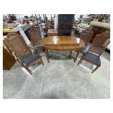 Dining Room Table 3 leaf & 4 chrairs