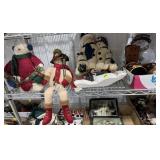 Shelf of Snowmen Decor