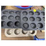 4 Mini Muffin Tins