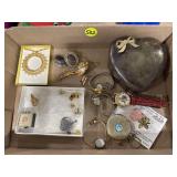 Assorted Jewelry