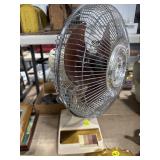 Oscillating Fan
