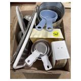 Assorted Kitchen Items