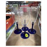 4 Stemmed Glasses