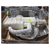 Trays & Salad Shooter