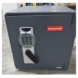 Honeywell Key Pad Combination Safe 18x18x18