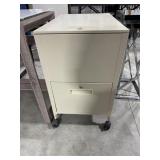Hanging File Cabinet w/ Rollers - no Key 17x26x28H