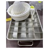 Ice Cube Tray & Juicer