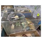 Aquarium & Fish Bowls w/Accessories