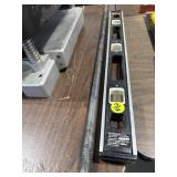 Craftsman 24' Level & 3/4' Threaded Rod 36' Long