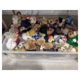 Ty Beanie Babies in Tote w/Lid