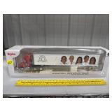 1/64 Scale Hy-Vee Semi & Trailer