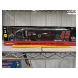 Kenworth Hy-Vee No.45 Transporter NEW