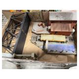 HO Scale Building & Bridge