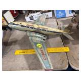 Metal Comet Jet Liner