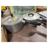 Pair of Club Hammered Aluminum Pans