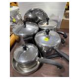 Farberware Cookware Set